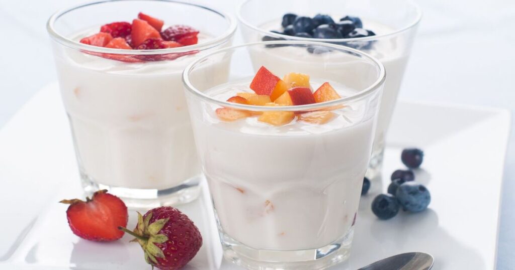 cups of yogurt with fruit